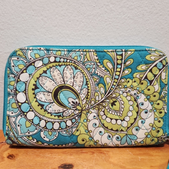 Vera Bradley Blue and Green Floral Peacock wallet - Picture 3 of 8